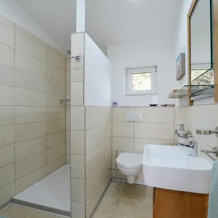 Family Friendly House With A Swimming Pool - 20869 * Ровинь